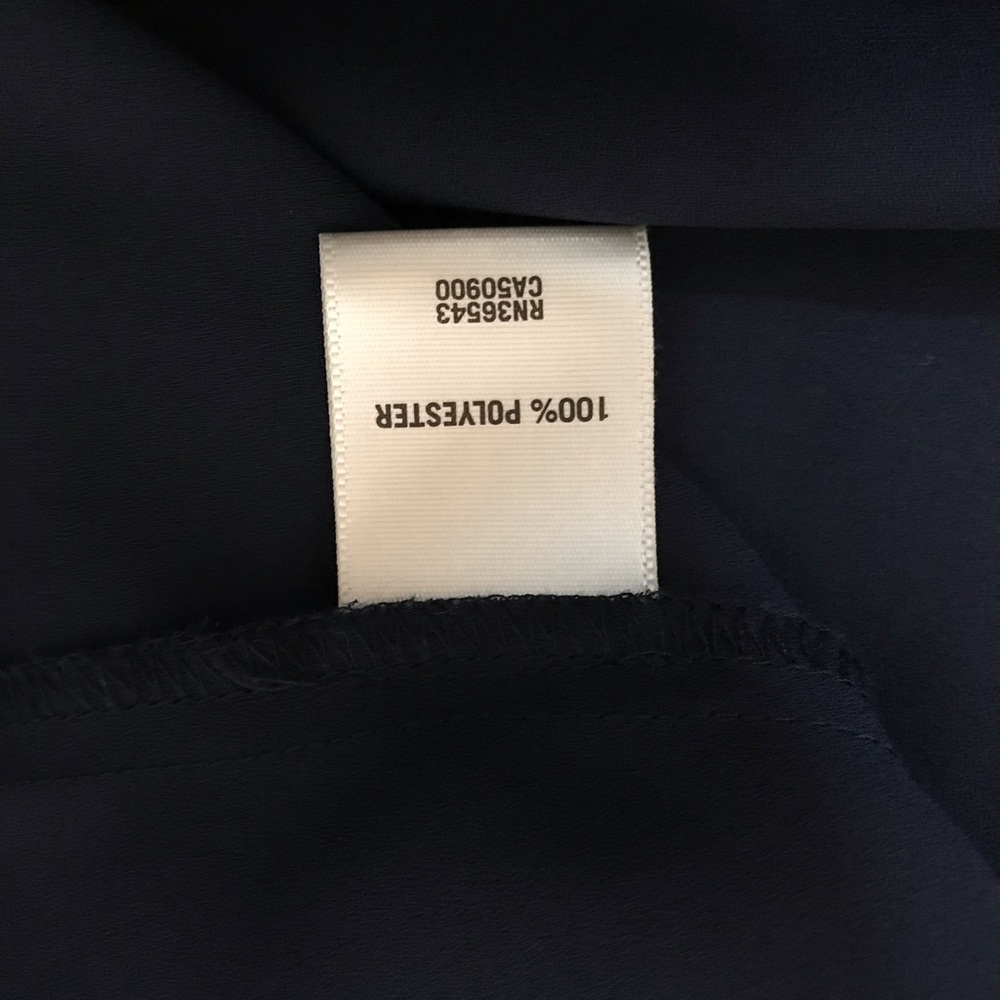 NWT VAN HEUSEN Navy Blue Sleeveless Blouse SIZE L - Picture 6 of 6